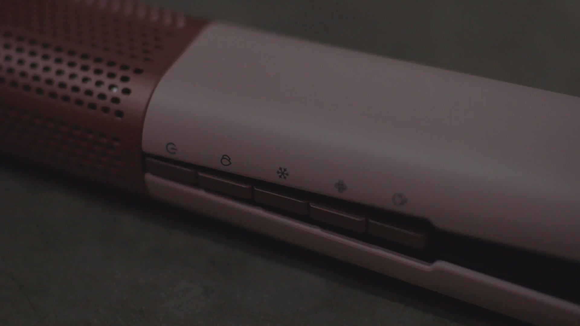 Silk and Hair Air Straightener