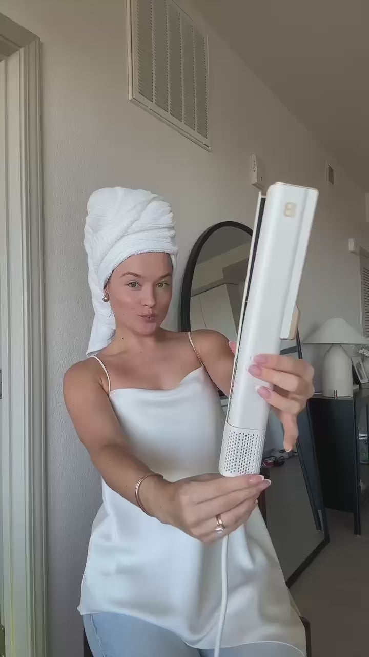 Silk and Hair Air Straightener